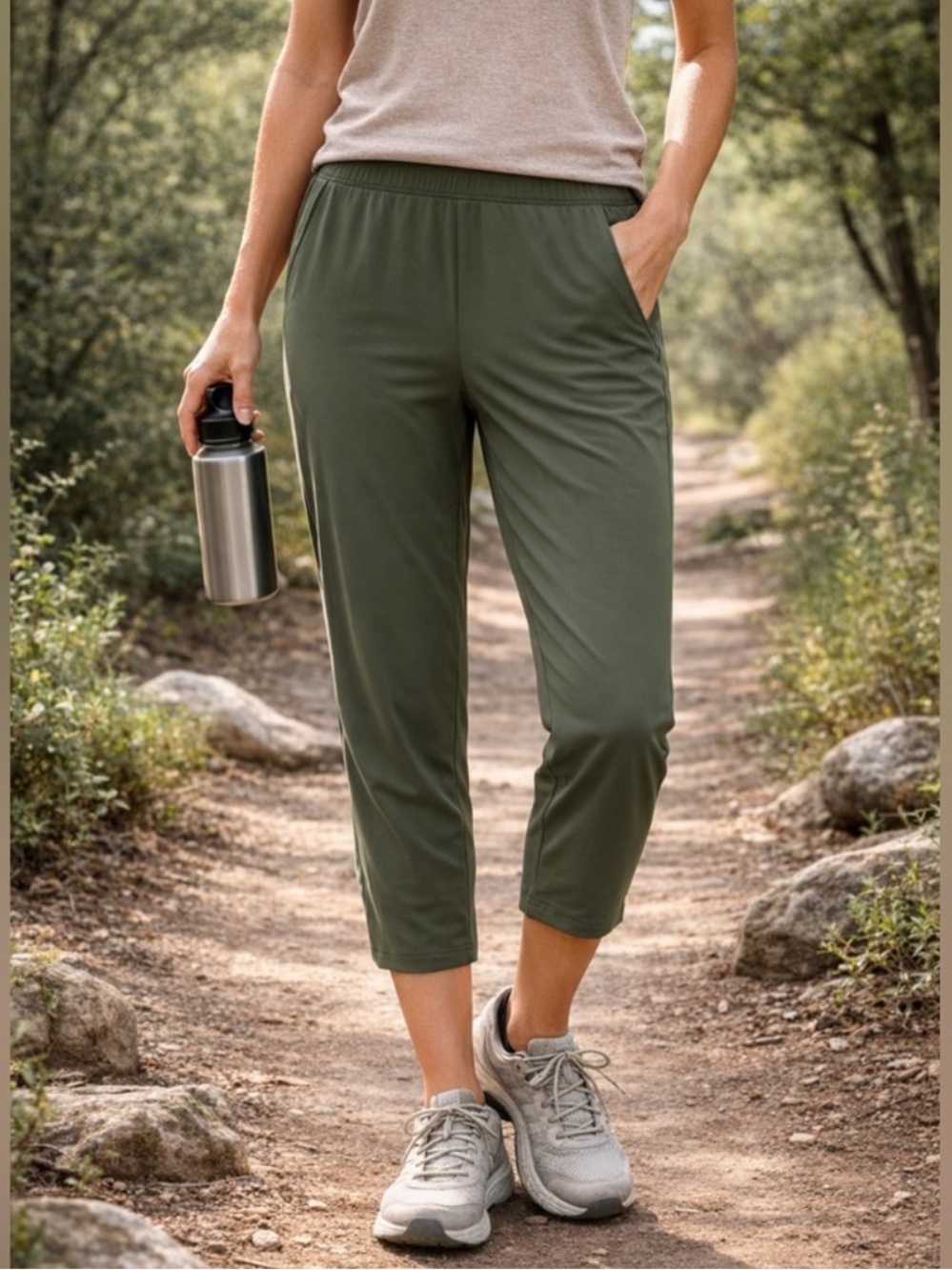 EDDIE BAUER Women's Olive Green Cropped Quick Dry Outdoor Pants L